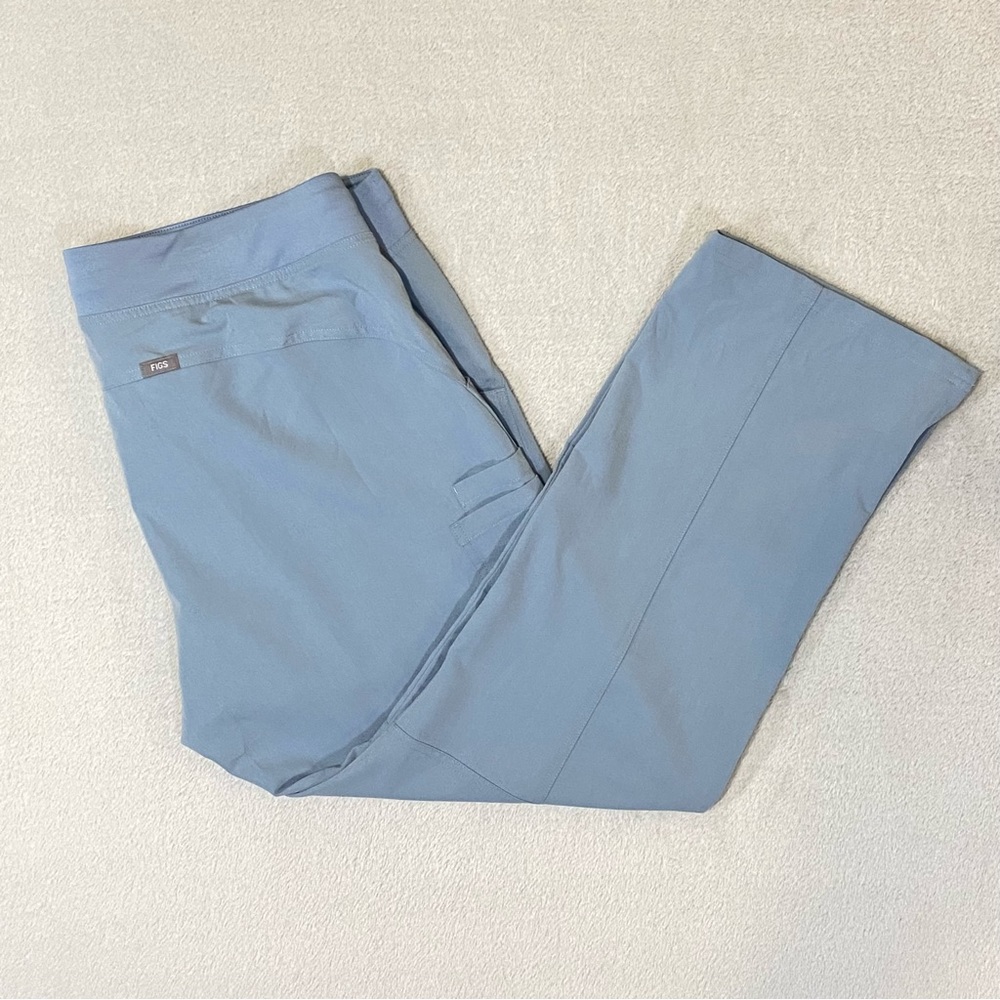 FIGS Women’s New Kade Cargo Scrub Pants Size XL Petite Ciel Blue NWT